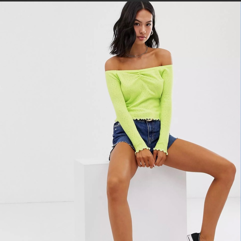 Barsot top in neon pointelle size 2 & 6